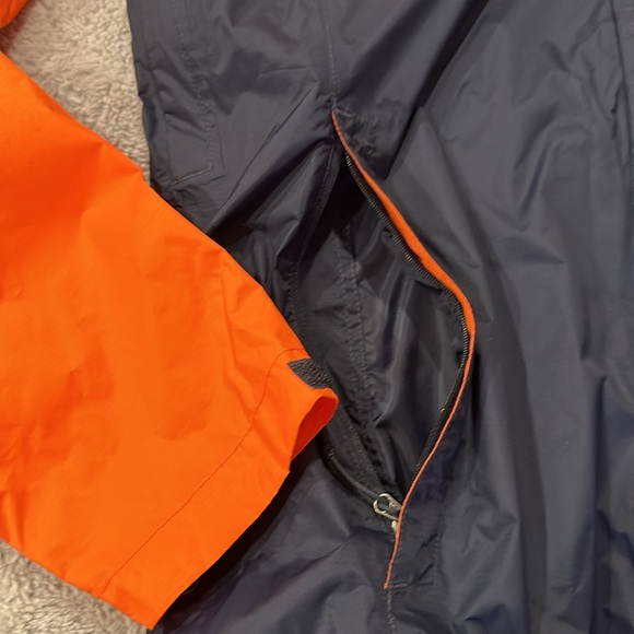 The North Face Men’s Windbreaker Orange/Navy Jacket - Picture 3 of 8